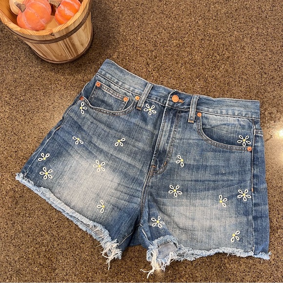 🌼 MADEWELL The Perfect Jean Short: Daisy Embroidered Edition 🌼 - Picture 9 of 16